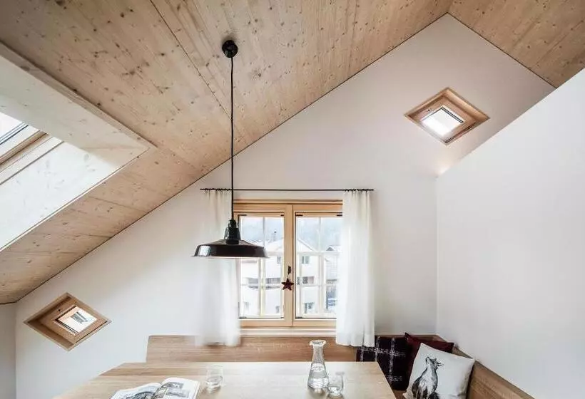 Tempel 74 Apartments