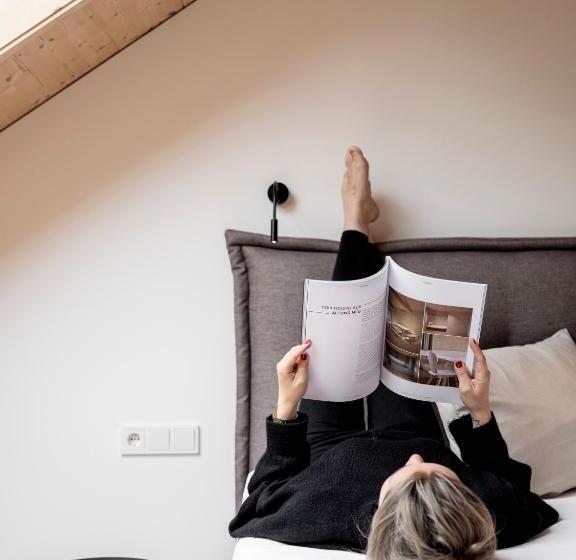 Tempel 74 Apartments