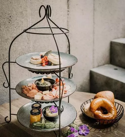 Tempel 74 Apartments