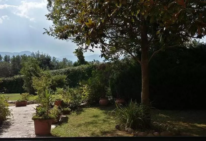 ホテル Agriturismo La Casinarosa