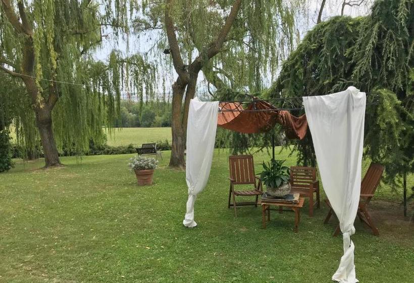 בית מלון כפרי Agriturismo La Casinarosa