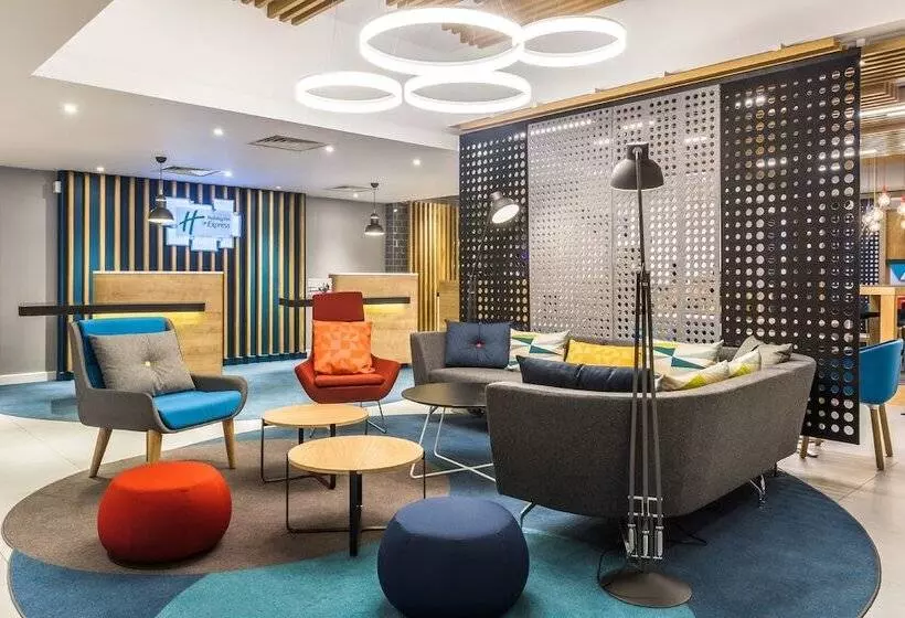 ホテル Holiday Inn Express   Bodmin   Victoria Junction, An Ihg