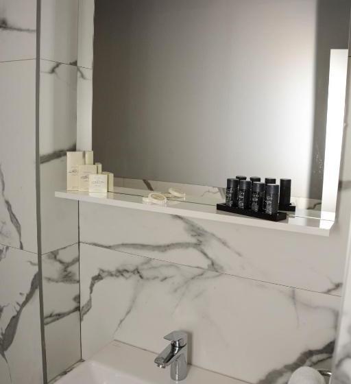 Olympic 84 Apartments