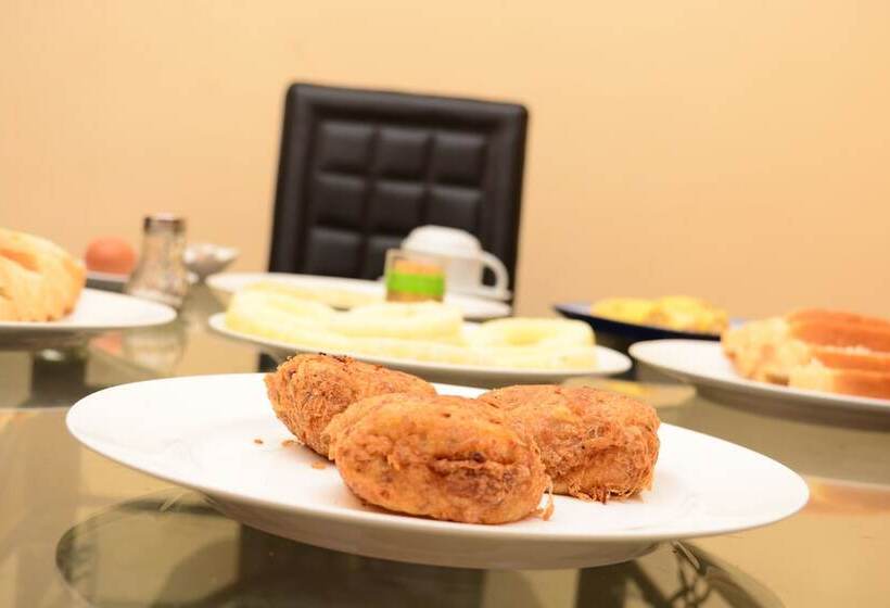 بنسيون Fakhwa Beach House