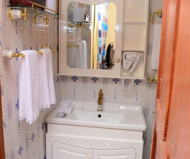 بنسيون Fakhwa Beach House