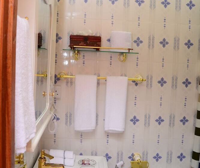 بنسيون Fakhwa Beach House