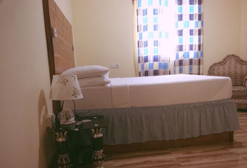 بنسيون Fakhwa Beach House