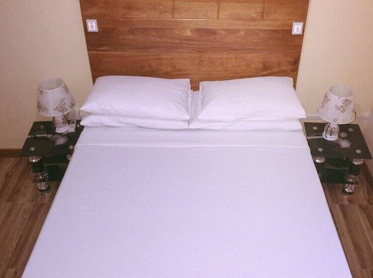 بنسيون Fakhwa Beach House