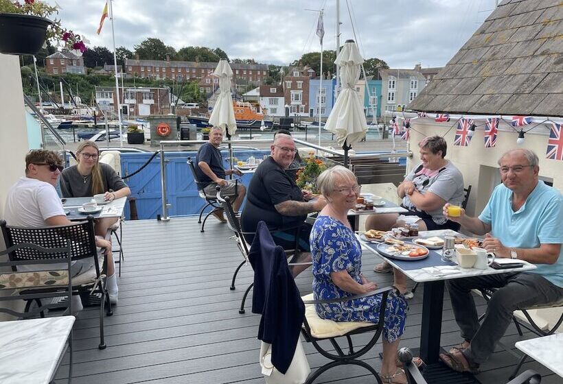 مبيت وإفطار Lantana Guest House