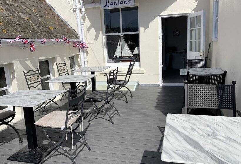 مبيت وإفطار Lantana Guest House