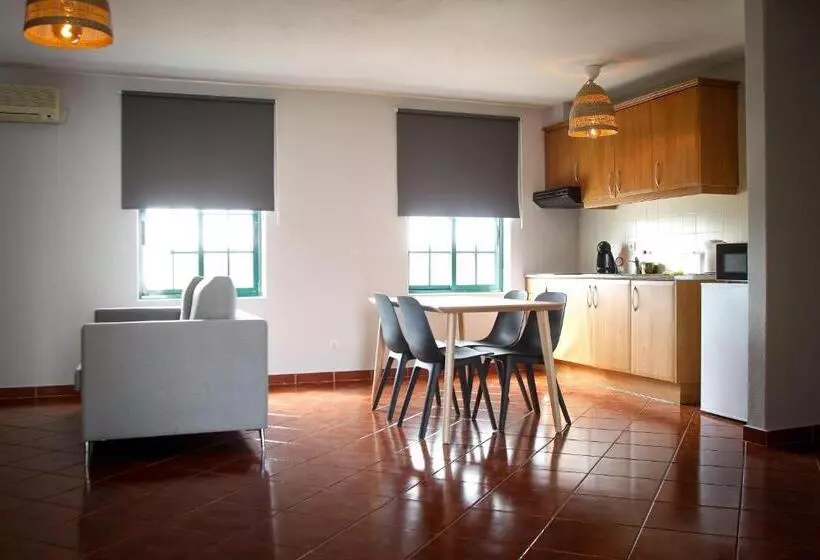 هتل Casas Do Monte
