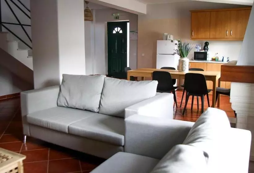 هتل Casas Do Monte