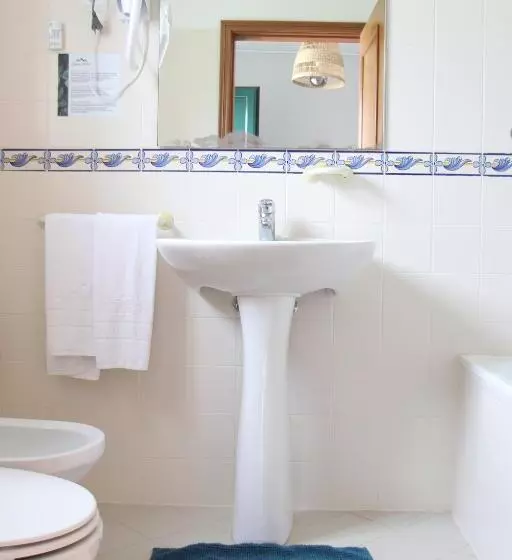 هتل Casas Do Monte