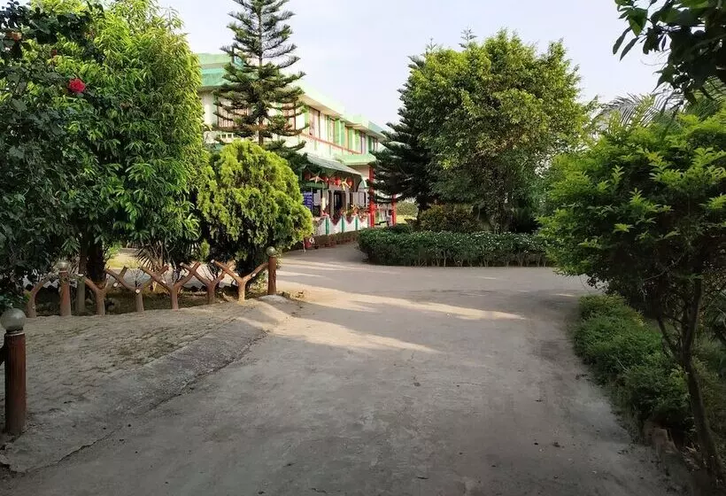 ホテル Green Ashiyana Palace