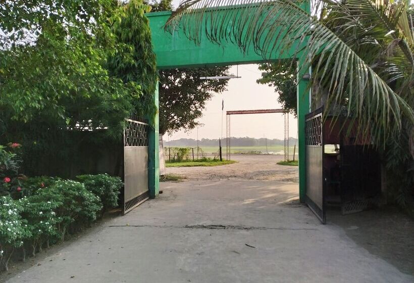 هتل Green Ashiyana Palace