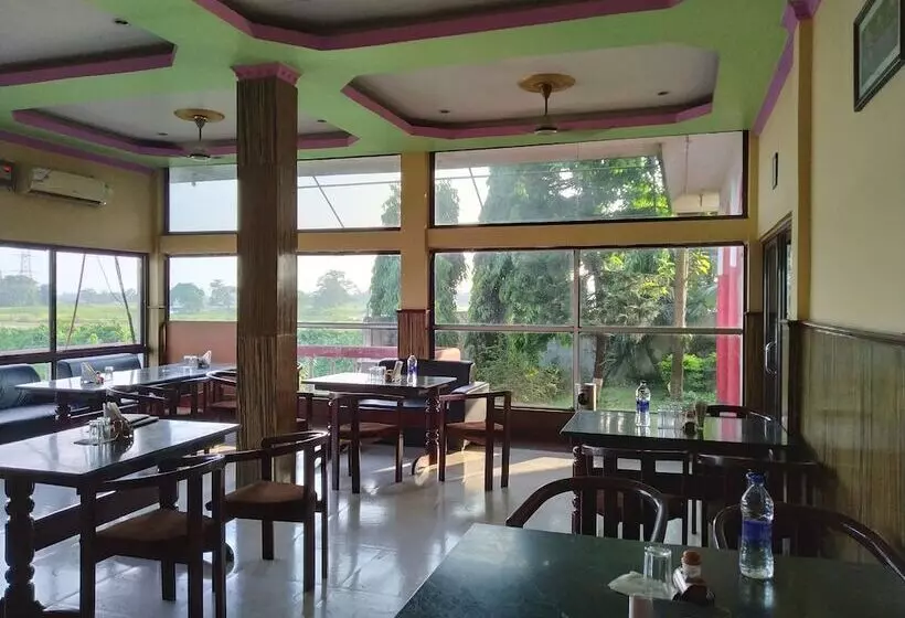 ホテル Green Ashiyana Palace