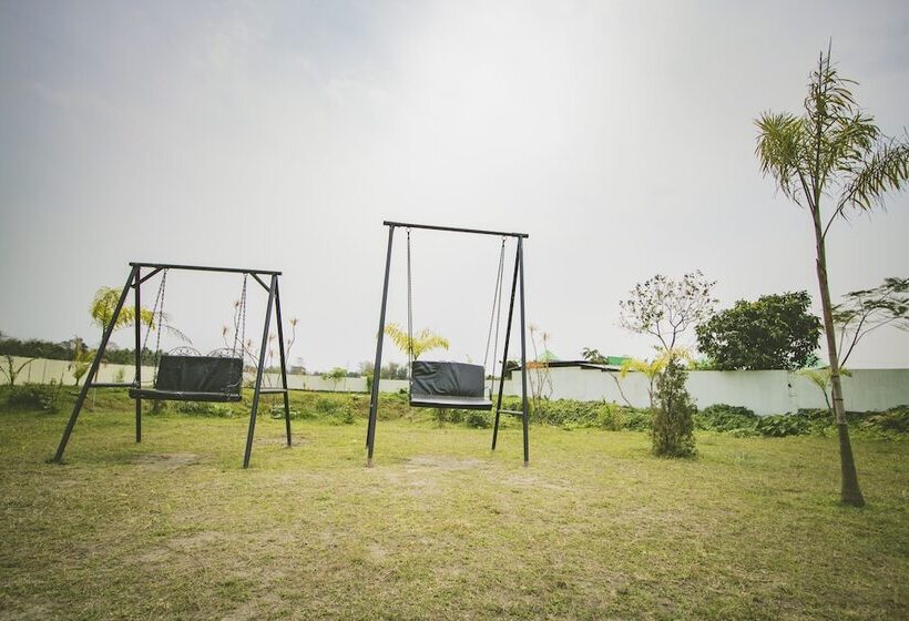 هتل Green Ashiyana Palace