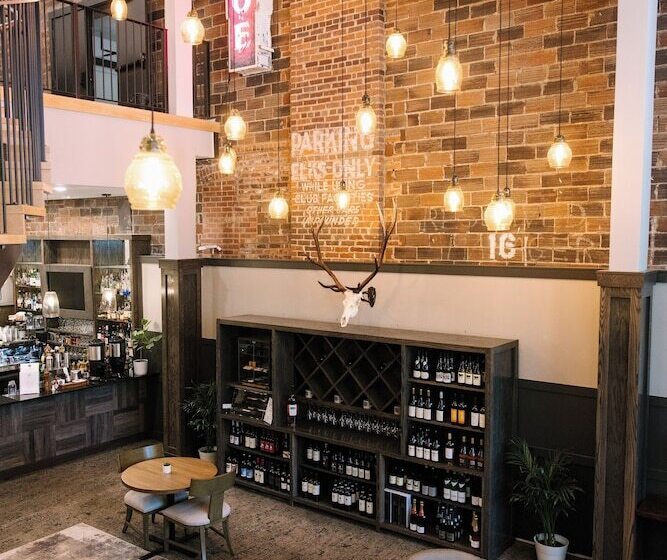 酒店 Windrow Downtown Ellensburg