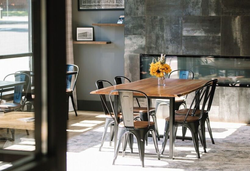 酒店 Windrow Downtown Ellensburg