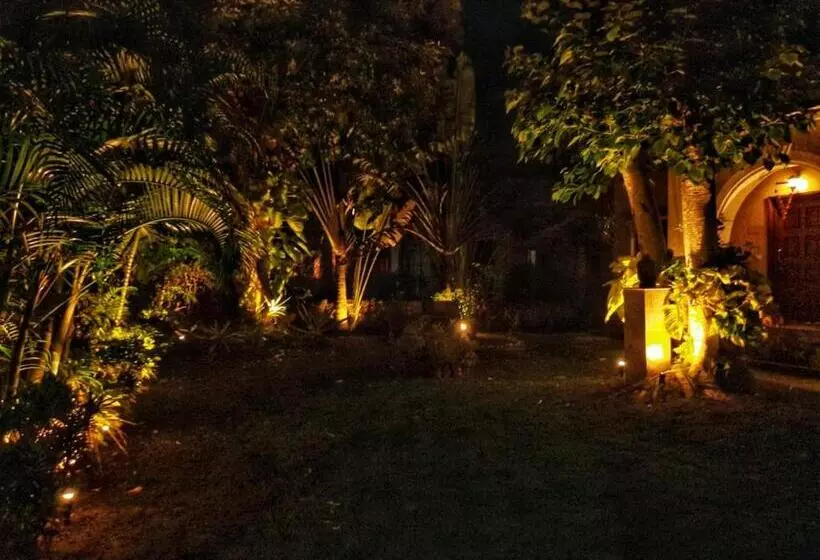 Majatalo Gardenia 29