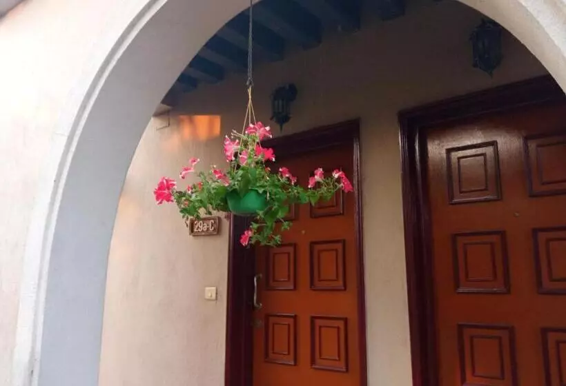 Majatalo Gardenia 29