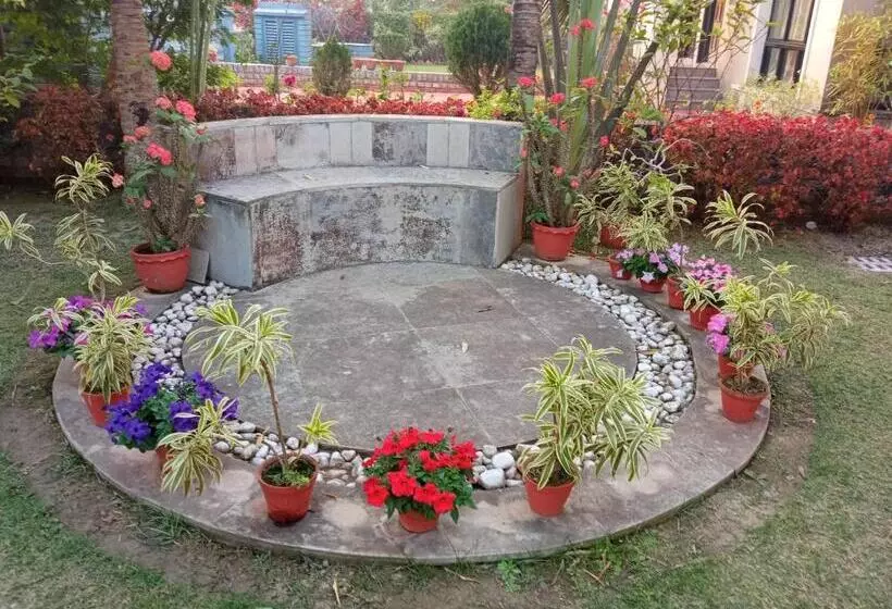 Majatalo Gardenia 29