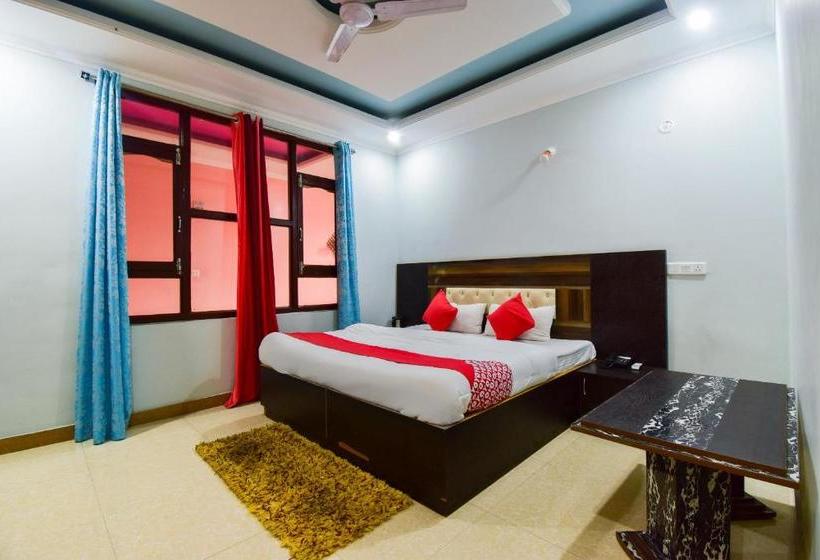 هتل Oyo 47317 United Regency