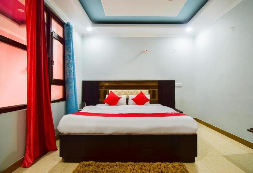 هتل Oyo 47317 United Regency