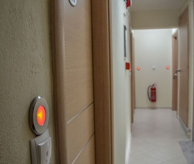 فندق Anthena Studios