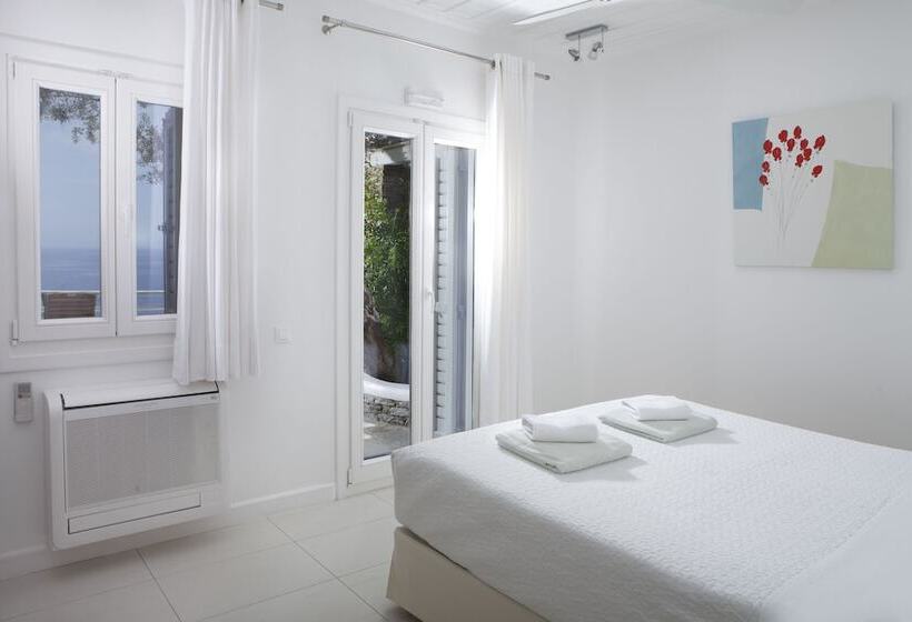 בית מלון כפרי Selana Suites