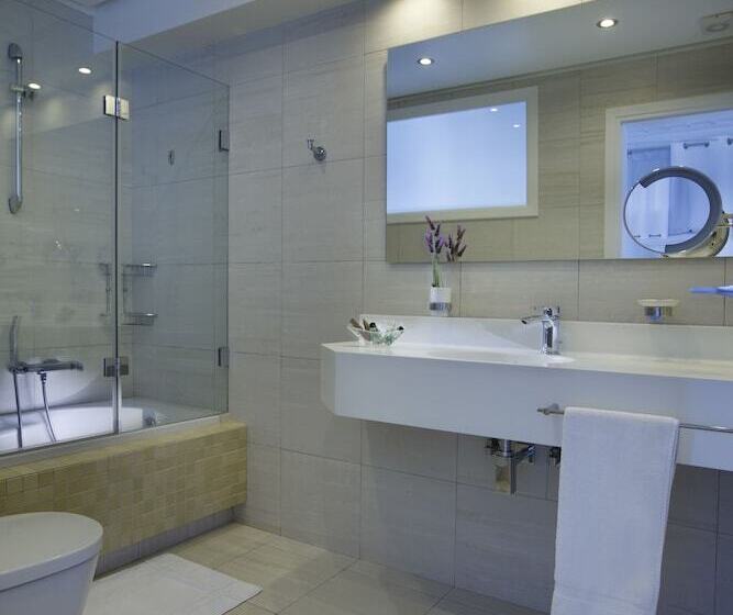 בית מלון כפרי Selana Suites