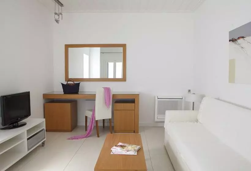 Hotelli Selana Suites