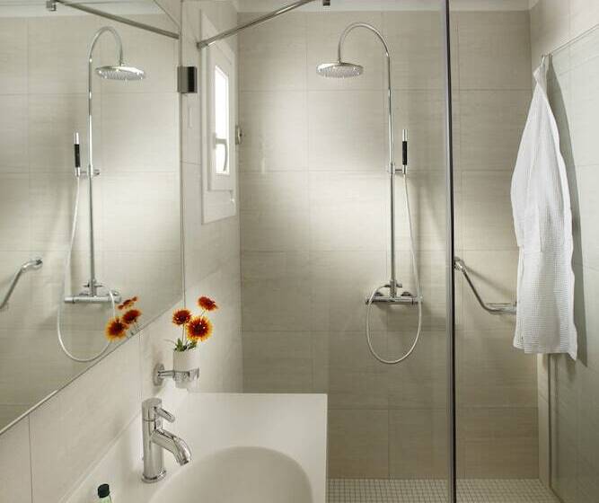 בית מלון כפרי Selana Suites