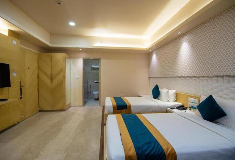 호텔 Ziona Luxurious