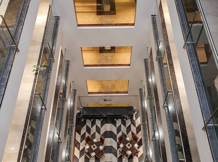 호텔 Ziona Luxurious