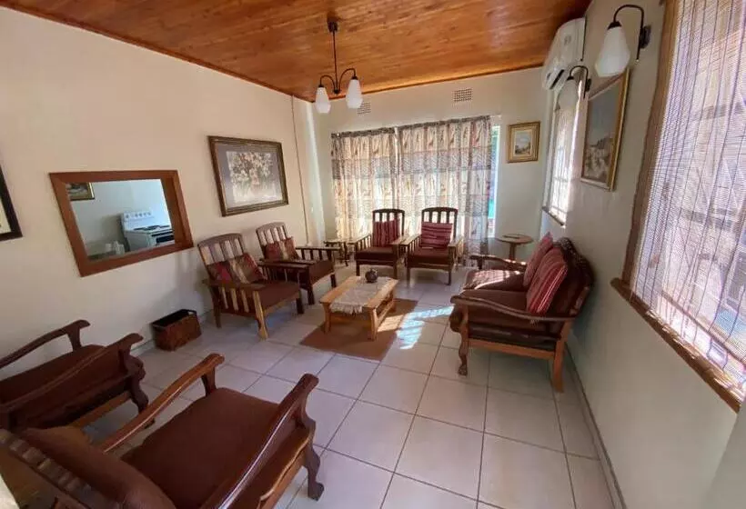 Retkeilymaja Echo Caves