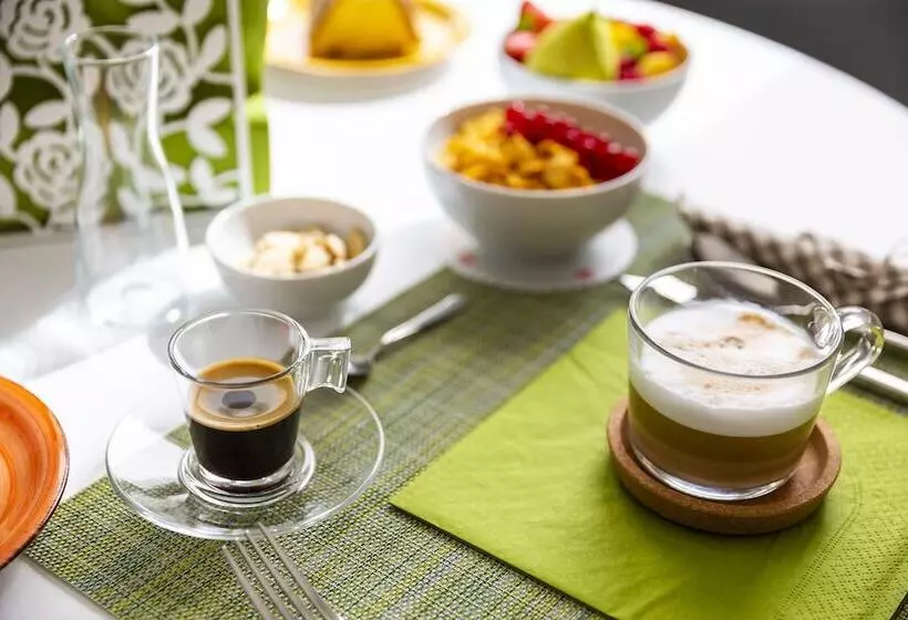 Aamiaismajoitus (B&B) Casa Ananda