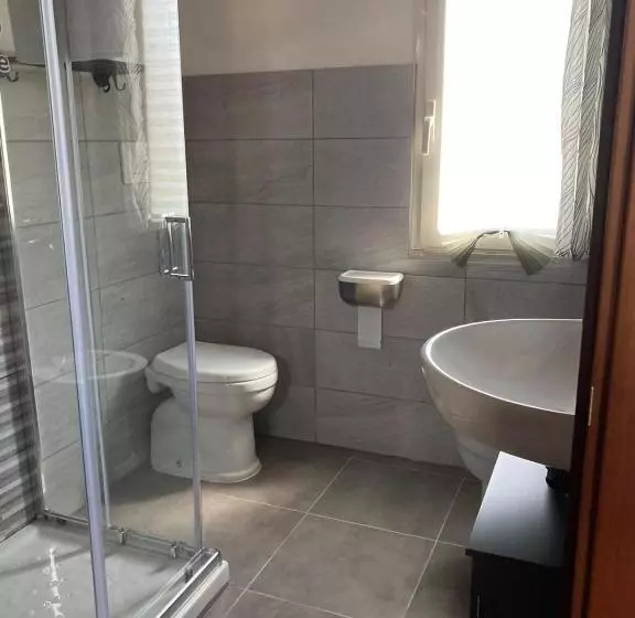 تختخواب و صبحانه L’ulivo