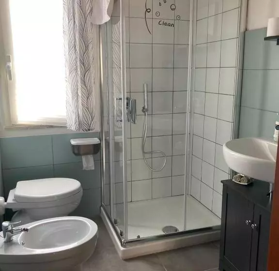 تختخواب و صبحانه L’ulivo