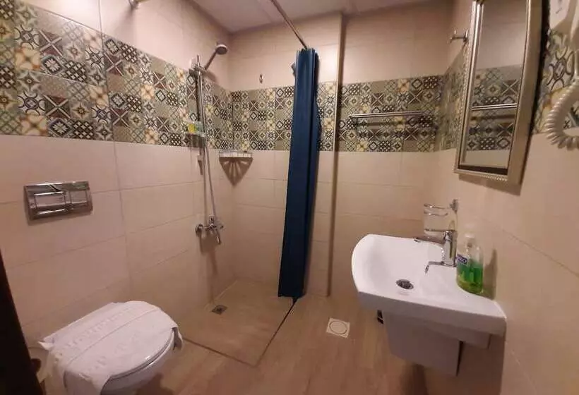 هتل Layaali Amman