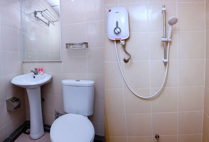 فندق Oyo 44054 Holiday Mansion Inn