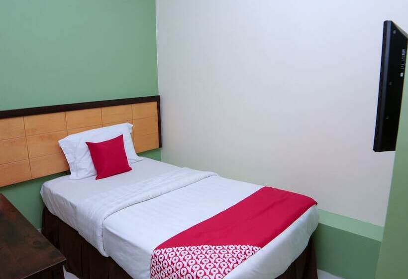 فندق Oyo 44054 Holiday Mansion Inn
