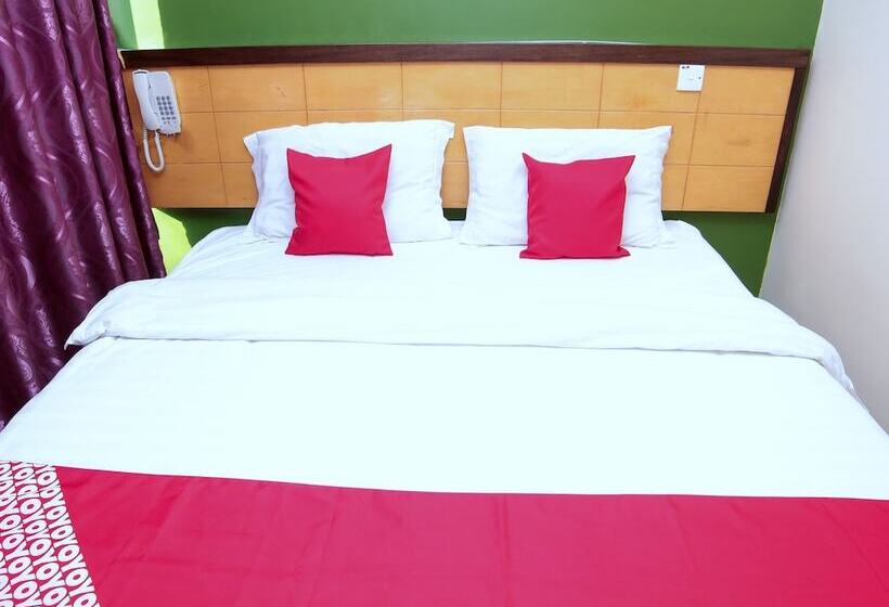 فندق Oyo 44054 Holiday Mansion Inn