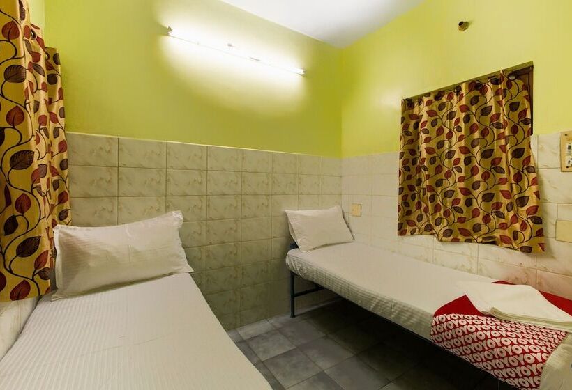 Hotell Spot On 45777 Triplicane High Rd