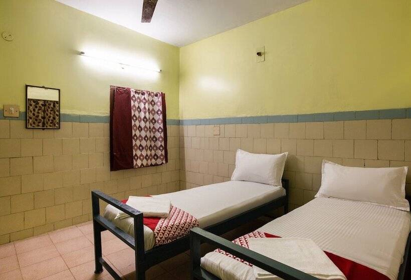 Hotell Spot On 45777 Triplicane High Rd