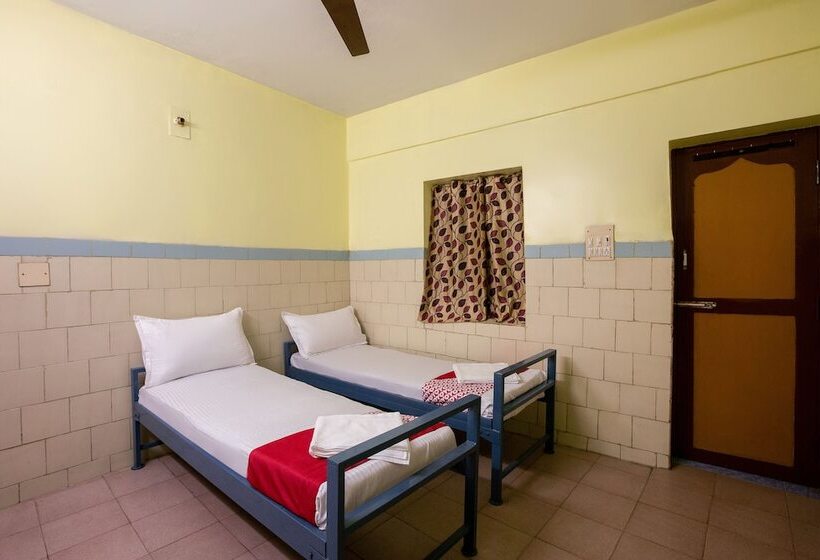 Hotell Spot On 45777 Triplicane High Rd