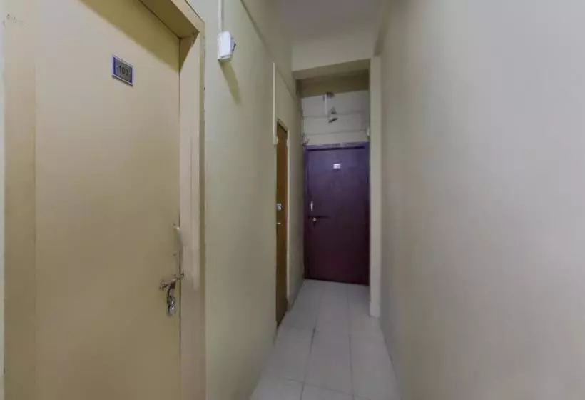 Hotelli Spot On 46625 Punjab Residency