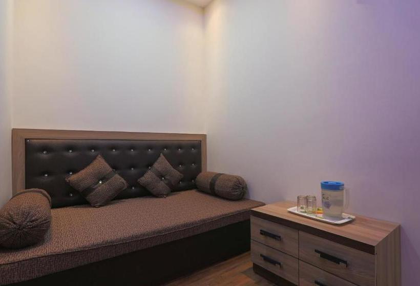 Hotel Spot On 46625  Punjab Residency