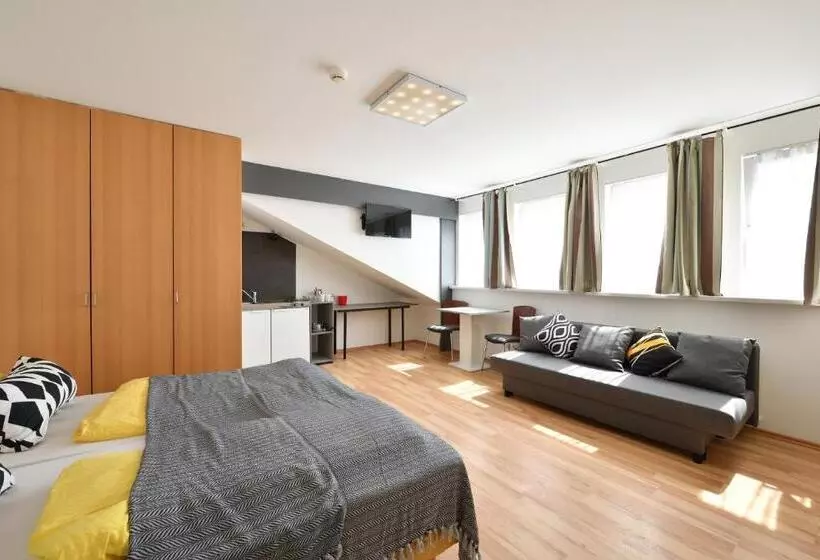 Ford Apartment
