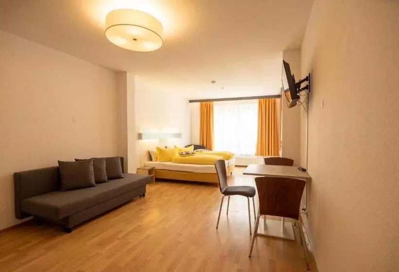 Ford Apartment